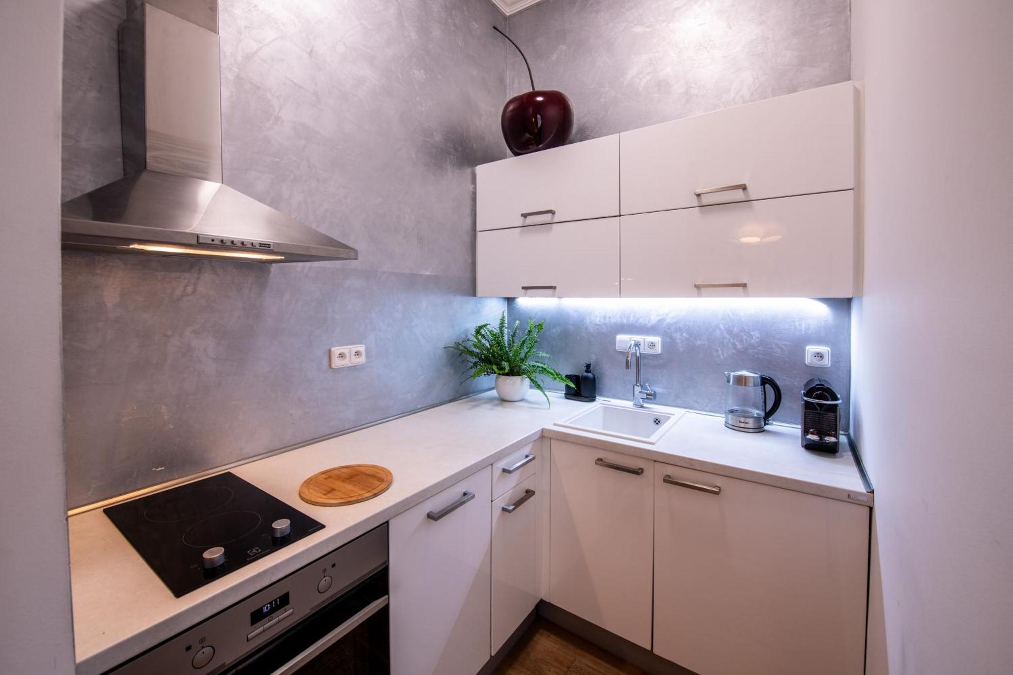 Modern Downtown Apt - Renovated, On Ideal Location Prag Exteriör bild