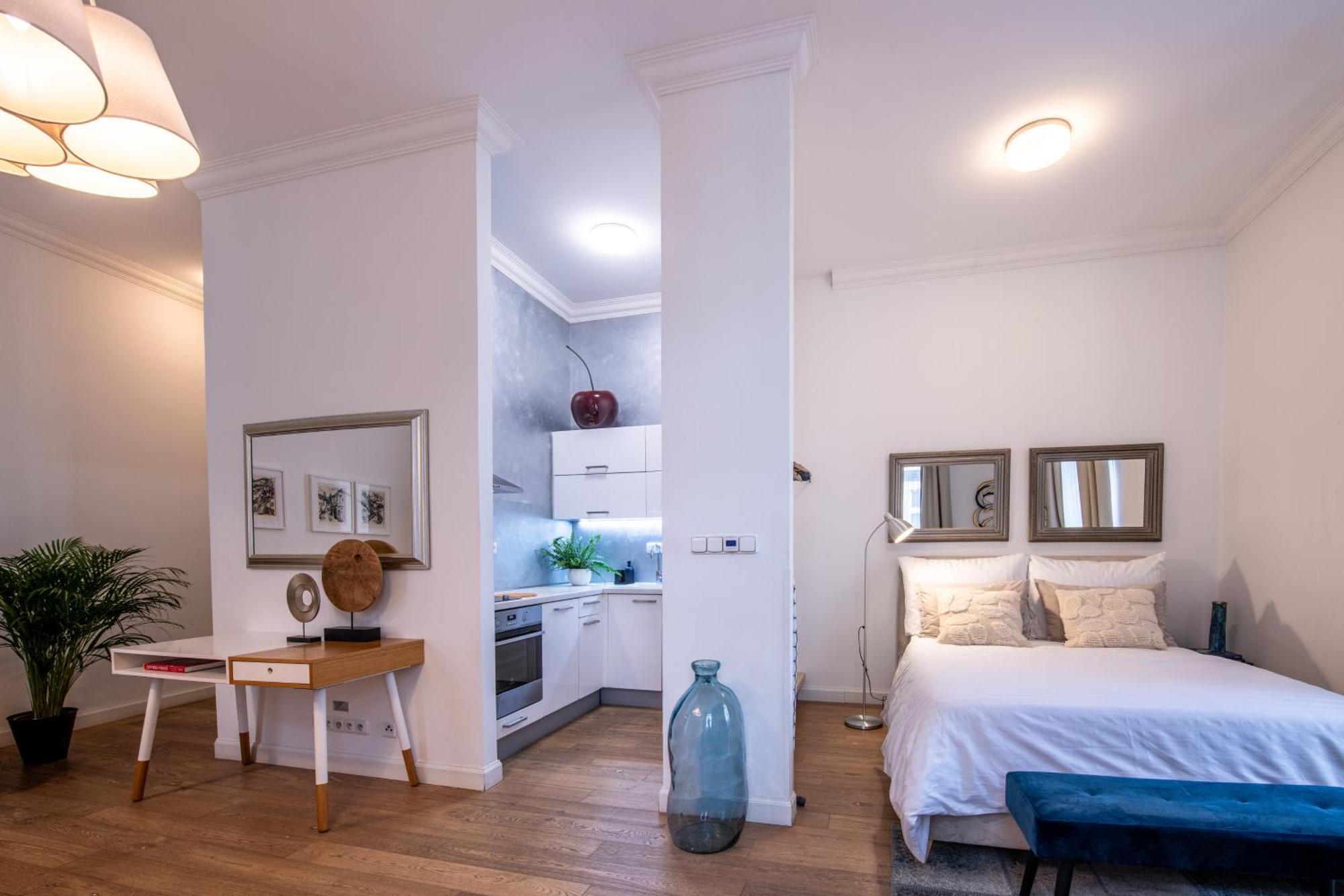 Modern Downtown Apt - Renovated, On Ideal Location Prag Exteriör bild