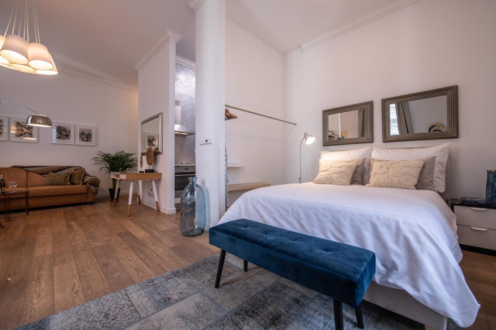Modern Downtown Apt - Renovated, On Ideal Location Prag Exteriör bild